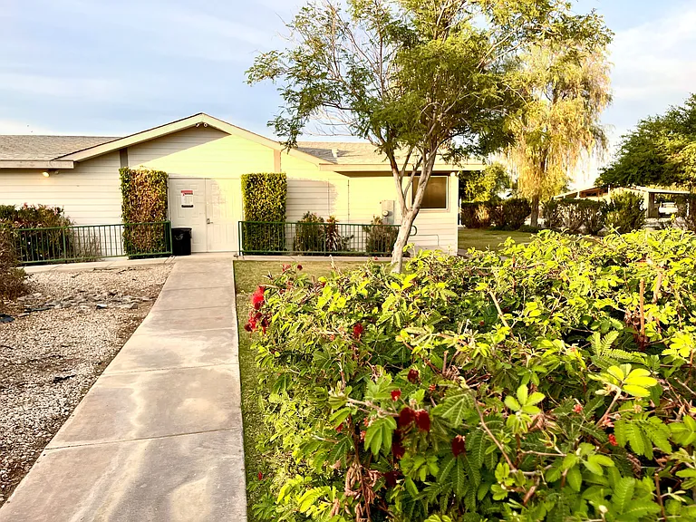 El Rancho Estates — Photo 6
