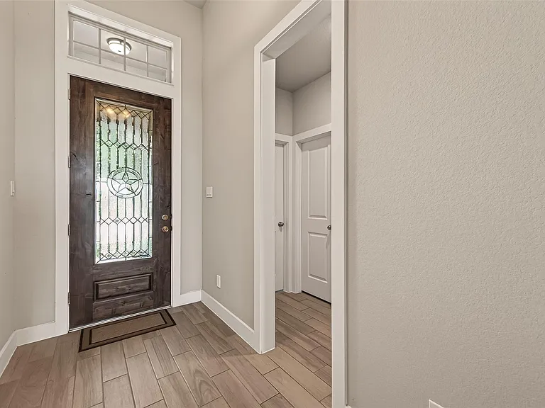 2619 Lilac Point Ln — Photo 5