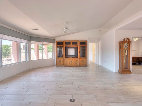 5th image of 1043 W Placita Agradable