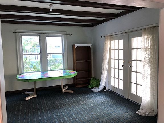 4th image of 115 Lafayette Pl