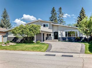 1220 S 73rd Ave SW, Calgary, AB T2V 0S1