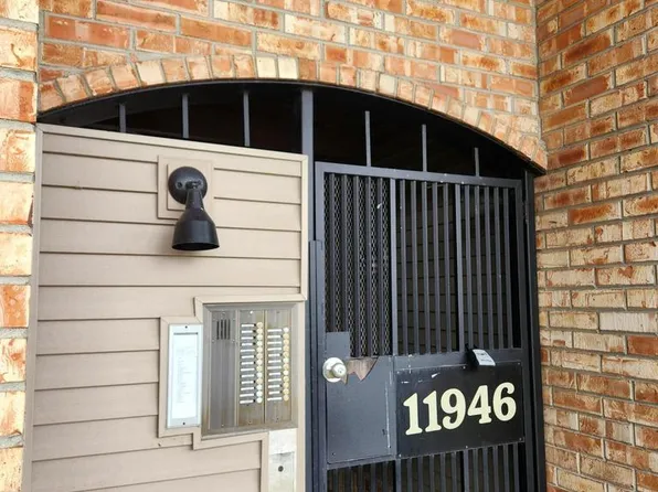 11946 W Mill ROAD #3, Milwaukee, WI 53225