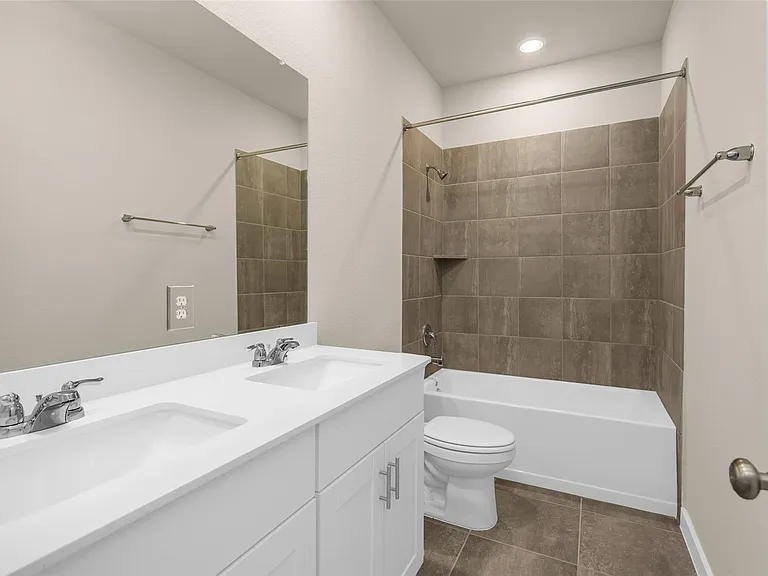 18095 Martin Pines Dr — Photo 23