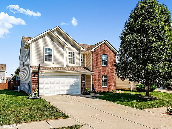 2nd image of 7645 Firecrest Ln