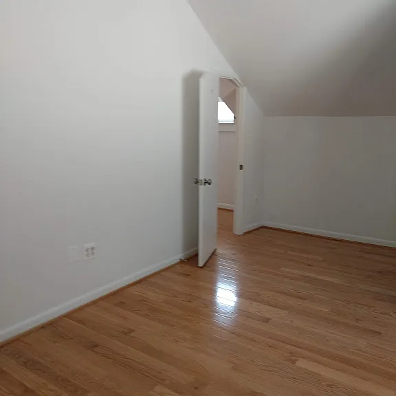 Bedroom: door to hallway is to the right of the picture.
