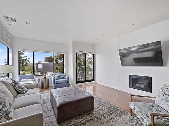 5th image of 3234 Washington St APT 5