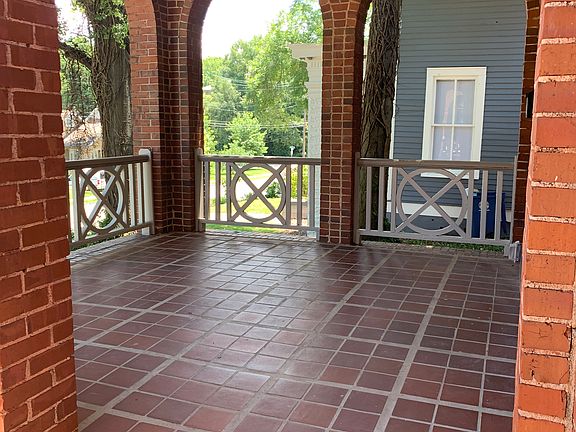 2nd image of 1580 Oglethorpe St #1