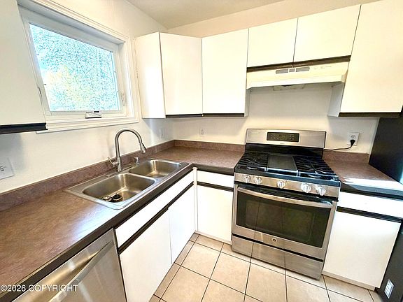 2nd image of 5206 Caribou Ave