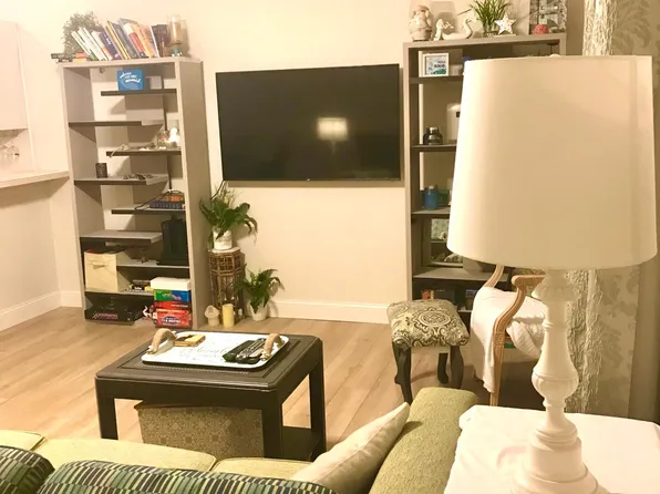 1711 Hammock Pine Blvd, Clearwater, FL 33761