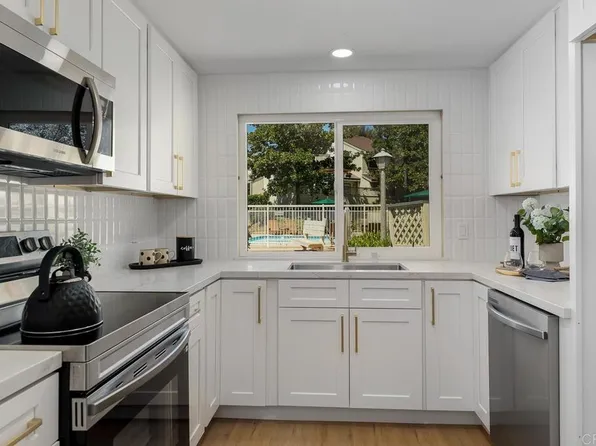 145 Cerco Rosado, San Marcos, CA 92069