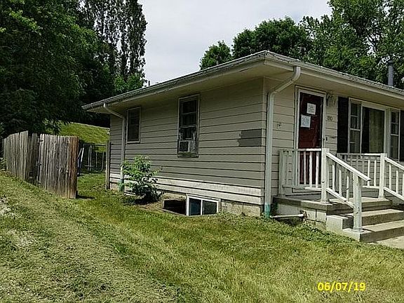 2nd image of 810 N Walnut St