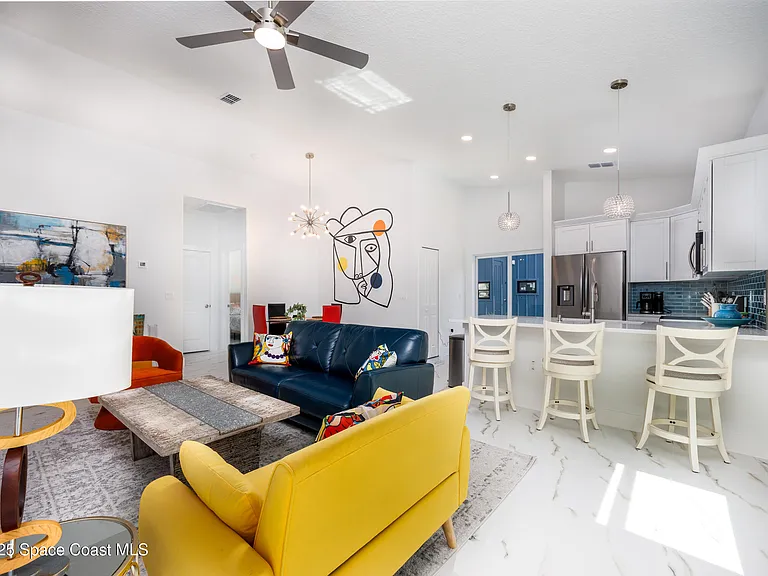 702 Shady Ln — Photo 6