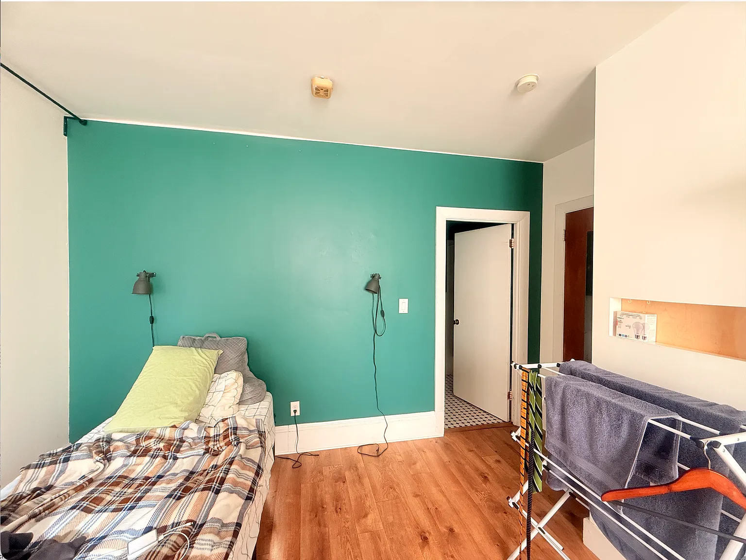 Studio, 280 sqft, $1,950 — Photo 2