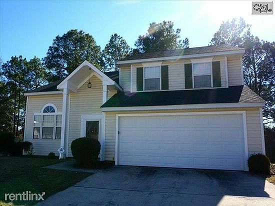 320 Whithurst outside