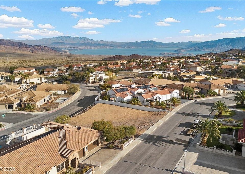 1st image of 840 Lime Rock Rd