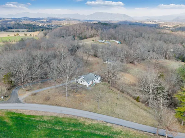 3770 Blue Ridge Tpke, Fincastle, VA 24090