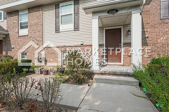 3 bed, 2.5 bath, 1541 sqft, $2,595 — Photo 2