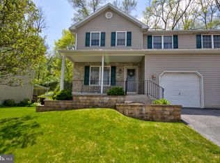 240 Bainbridge Cir, Reading, PA 19608