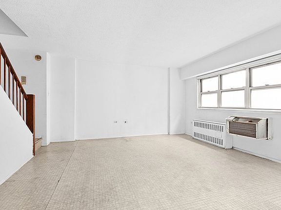 2nd image of 609 Columbus Ave APT 4P