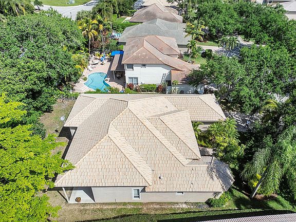 2nd image of 5038 NW 57th Way