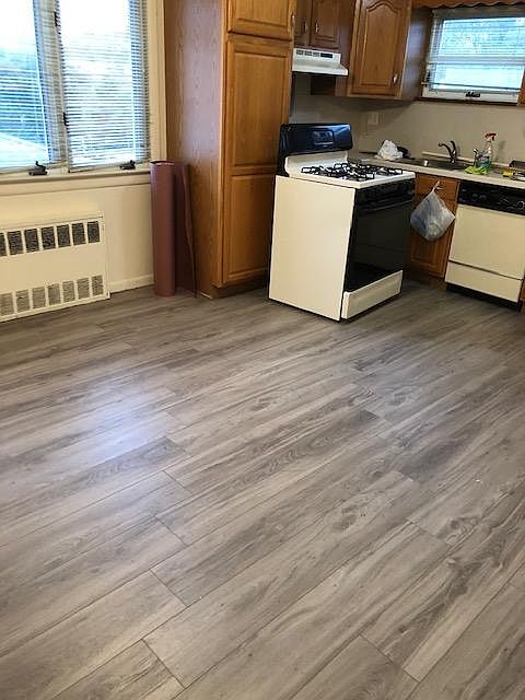 1st image of 659 Clawson St #2