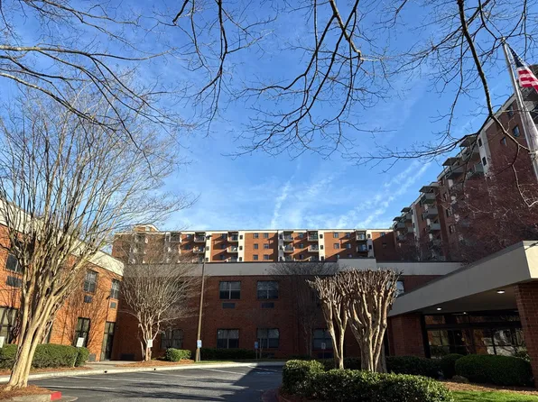 300 Johnson Ferry Rd NE Unit B113, Sandy Springs, GA 30328