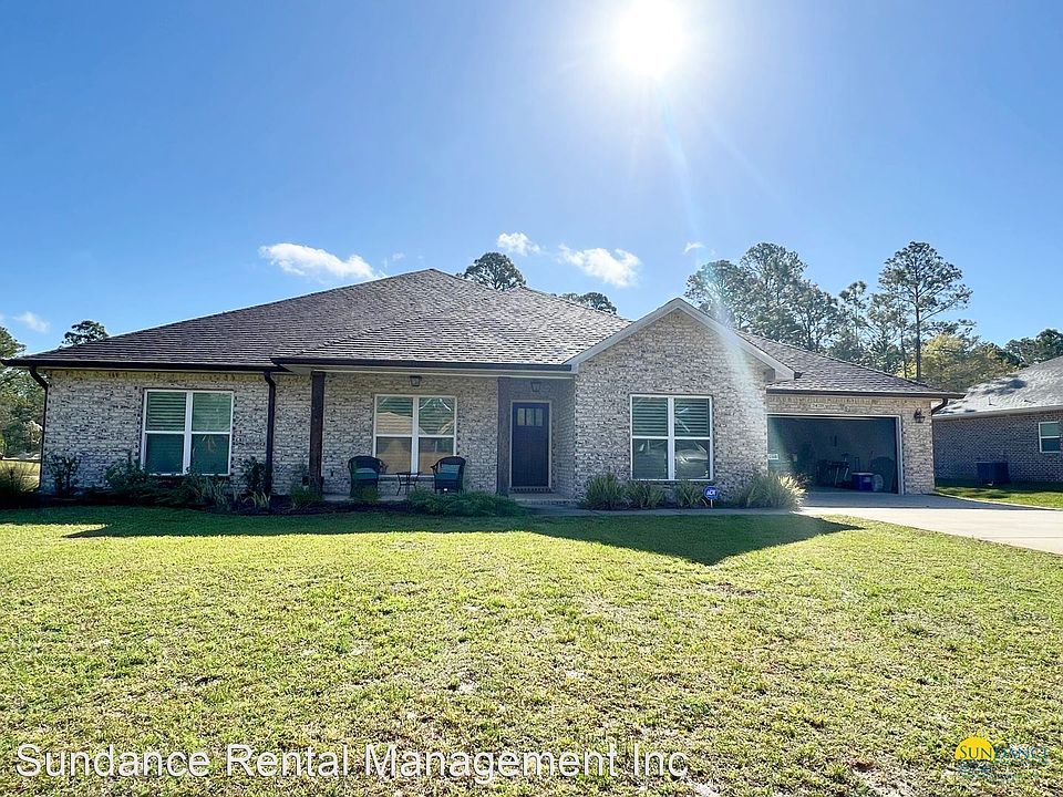 1st image of 2428 Sherwood Dr