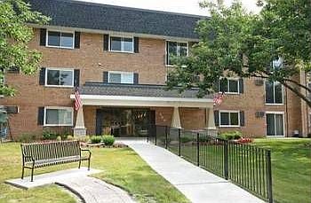 1st image of 560 Lawrence Ave APT 308