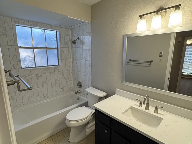 1045 Shook Ave #1-158 — Photo 11