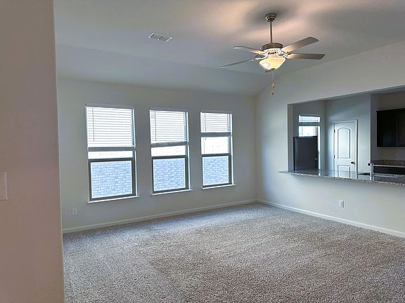 3rd image of 620 Aqueduct Dr