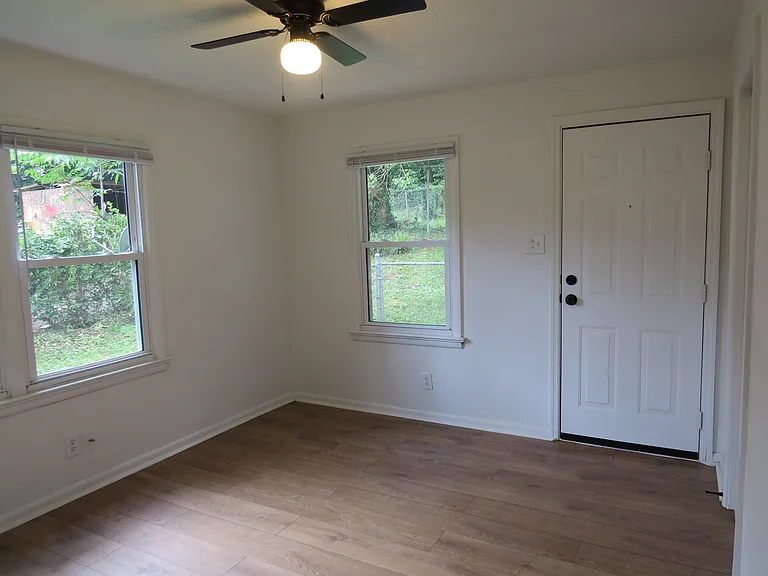 2623 Tecoma Dr — Photo 12