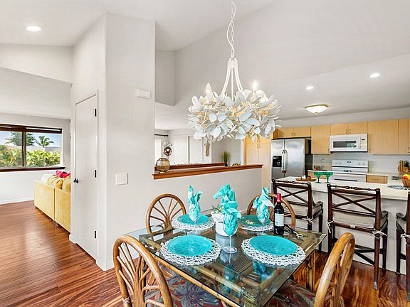 3rd image of 127 Punohu Ln APT 7-2