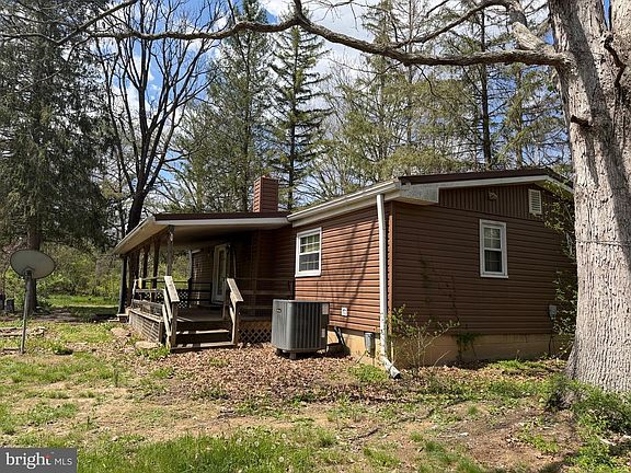 3rd image of 21106 Flintstone Creek Rd NE