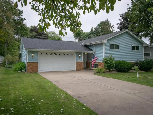 486 Birch St N, Cambridge, MN 55008