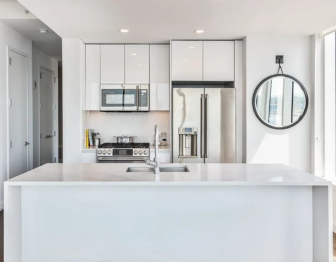 515 West 36th Street — Photo 1