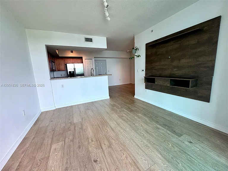 1723 SW 2nd Ave #704 — Photo 13