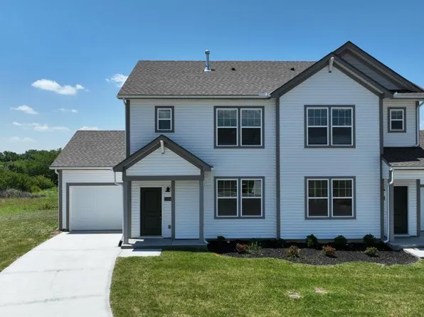 12400 S Acacia Dr, Lees Summit, MO 64086