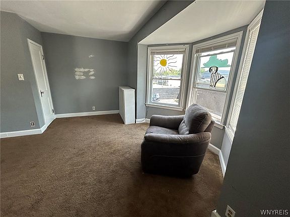 3rd image of 7616 Buffalo Ave