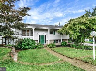 140 E King St, Dallastown, PA 17313