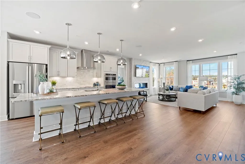3 bed, 2.5 bath, 1573 sqft, $2,480 — Photo 1