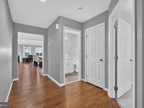4th image of 4315 Ashdon Dr