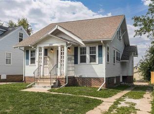 2518 A Ave NE, Cedar Rapids, IA 52402