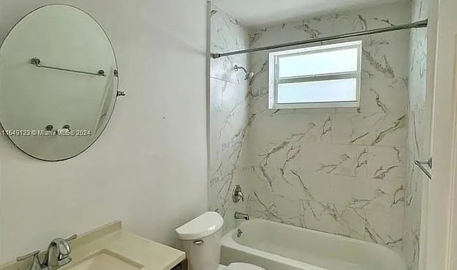 4 bed, 2844 sqft, $3,500 — Photo 4