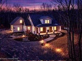 434 Summit Woods Rd, Roaring Brook Township, PA 18444