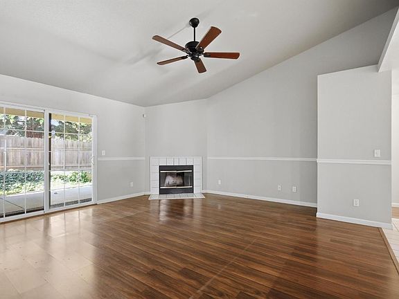3rd image of 1788 Carolyn Dr