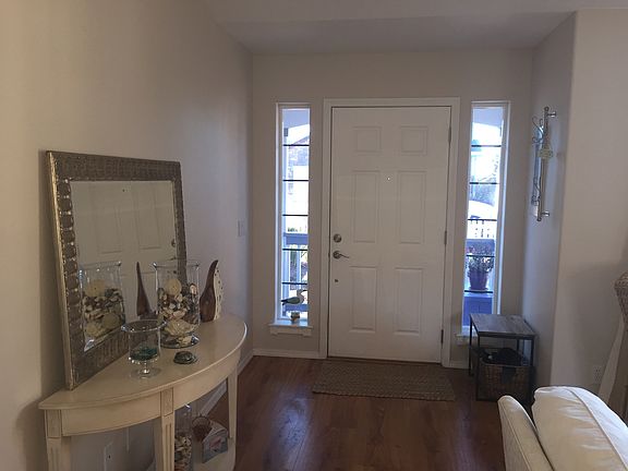 3rd image of 2706 Sea Crest Ave N