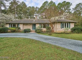 40 Bogie Dr, Whispering Pines, NC 28327