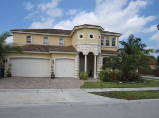 20404 SW 88th Ave, Cutler Bay, FL 33189