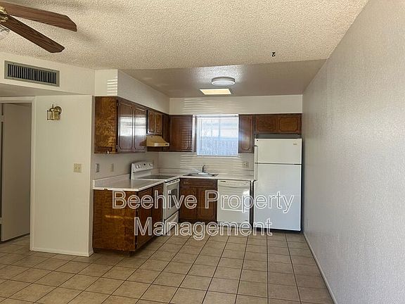 4th image of 539 1/2 E 2nd Ave APT 2