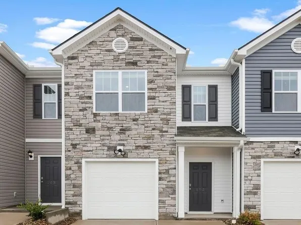 105 Pleasant Woods Trl, Greenville, SC 29605